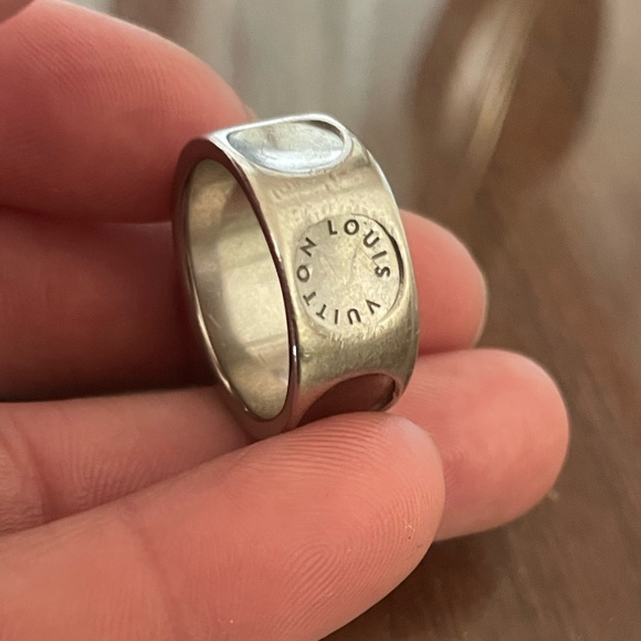 Louis Vuitton Platinum Ring Sz 9